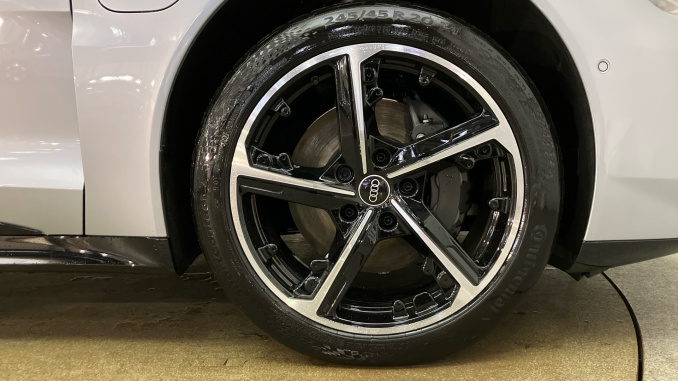 Audi e-tron GT 370kW 105kWh Quattro 4dr Auto Electric Saloon - Image 5